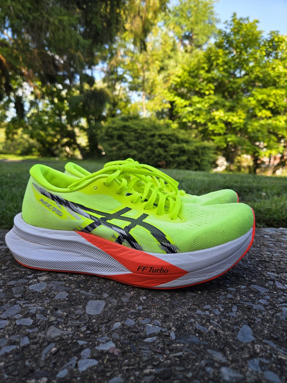 ASICS Women's Neon Magic Speed Running Shoes